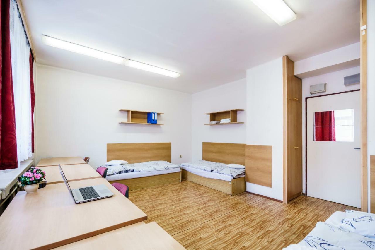 Hostel Sinkule Prague Ngoại thất bức ảnh
